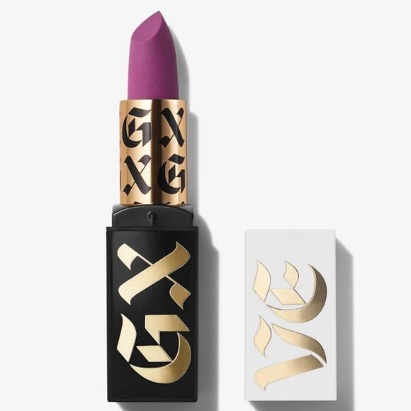 GXVE by Gwen Stefani Matte Lipstick in 80's Me (Vibrant Plum) - Picture 3 of 12